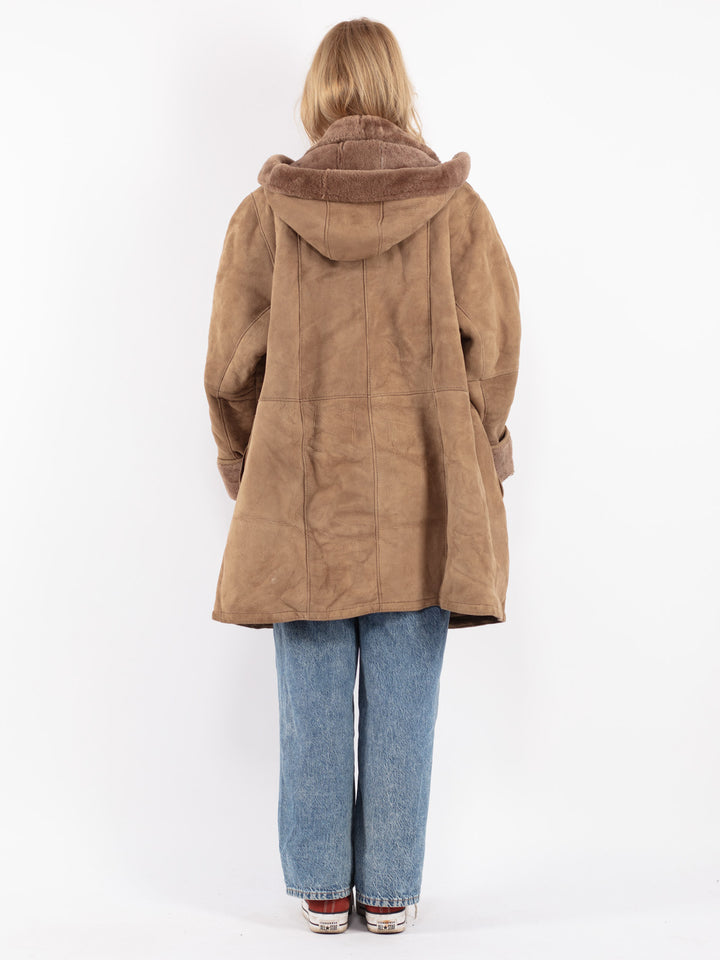 Vintage 90's Women Sheepskin Coat in Beige