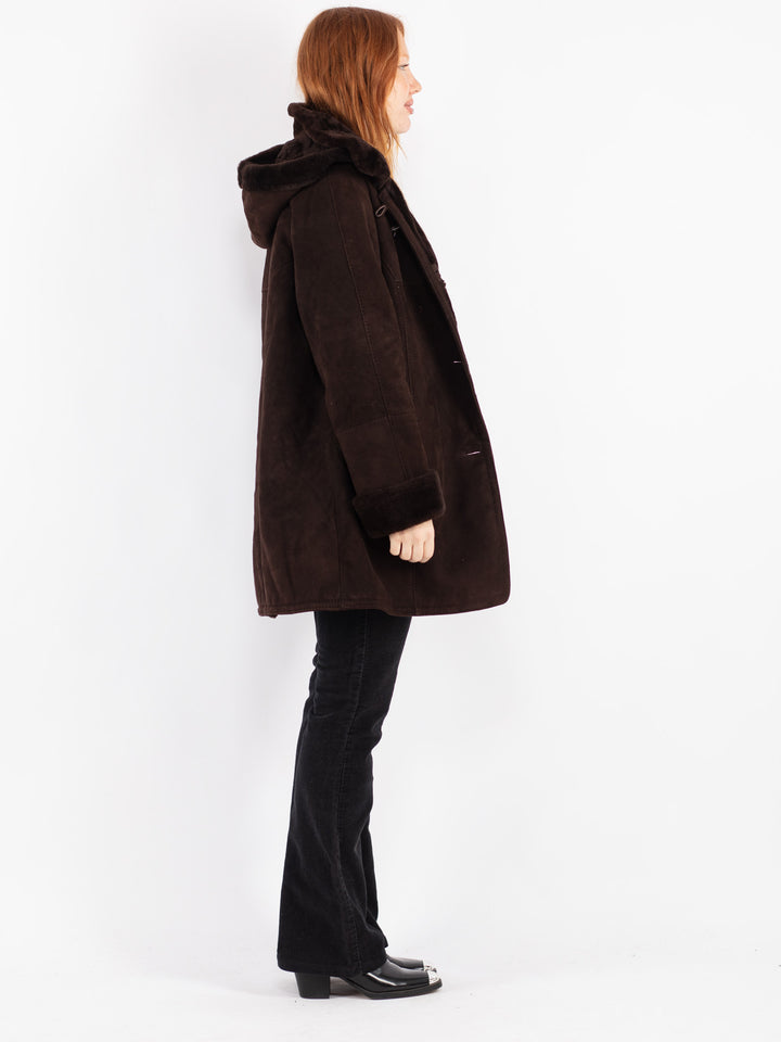 Vintage 90's Women Sheepskin Coat in Brown