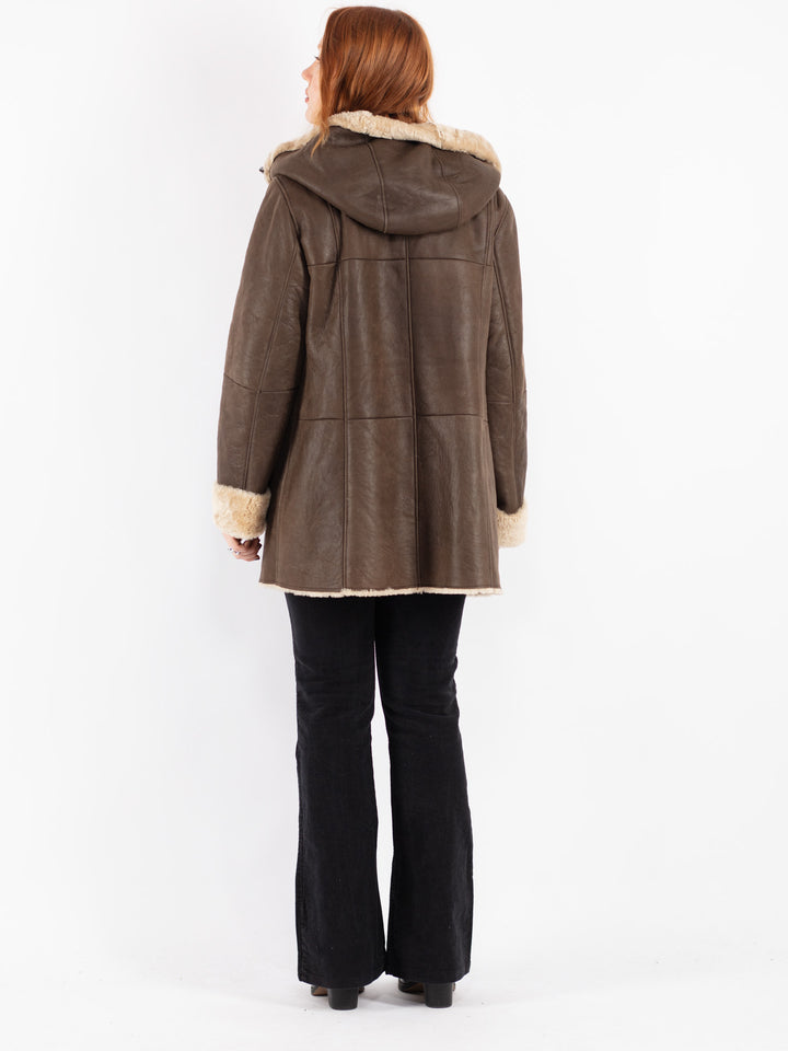 Vintage 90's Women Sheepskin Coat in Brown