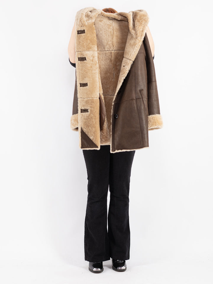 Vintage 90's Women Sheepskin Coat in Brown