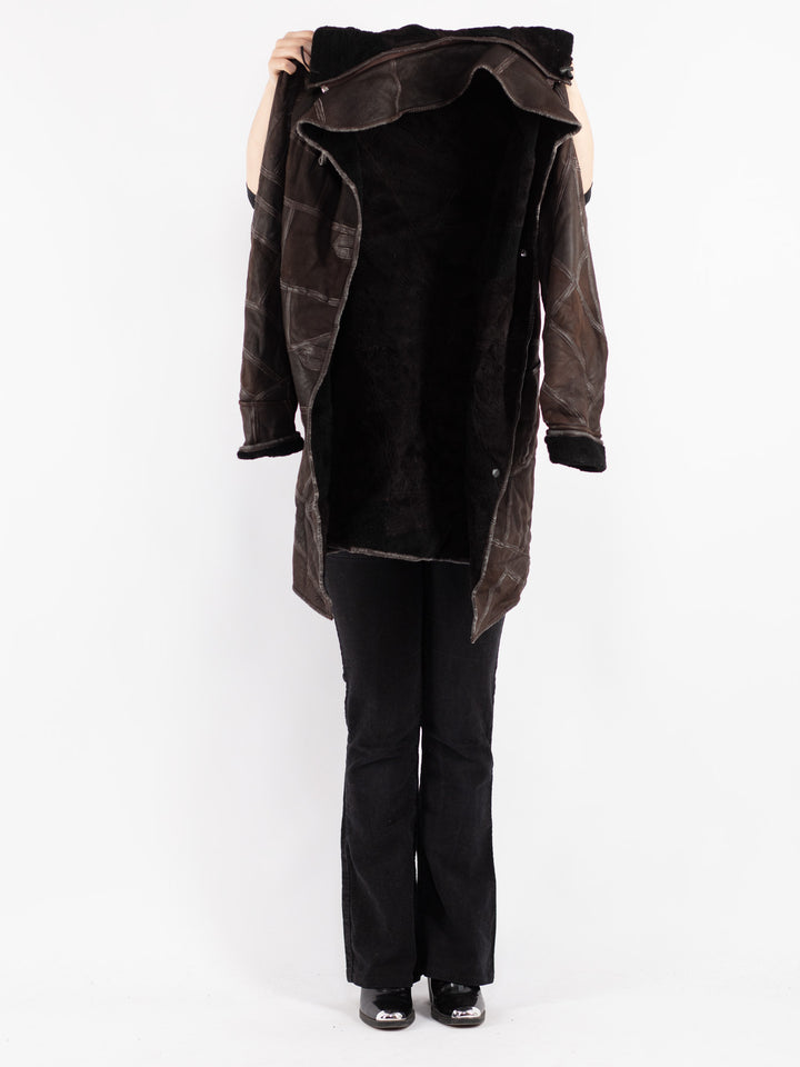 Vintage 90's Women Sheepskin Coat in Brown