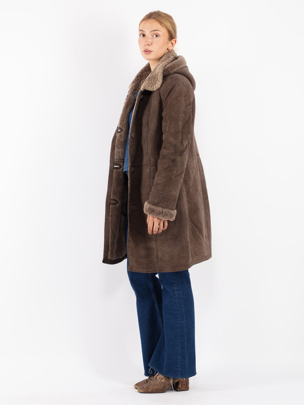 Vintage 90's Women Sheepskin Coat in Brown