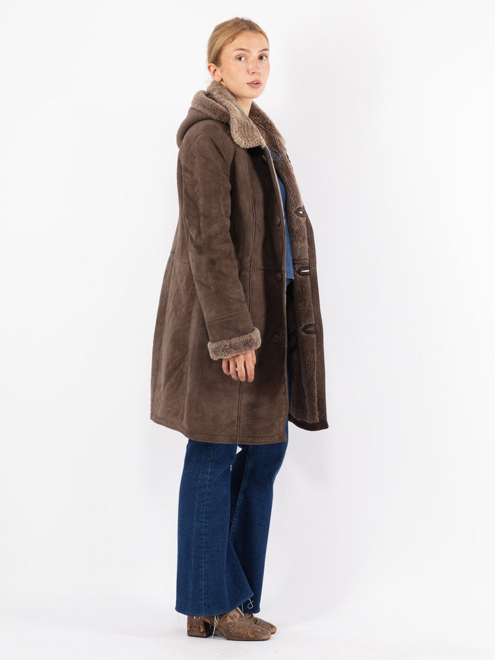 Vintage 90's Women Sheepskin Coat in Brown