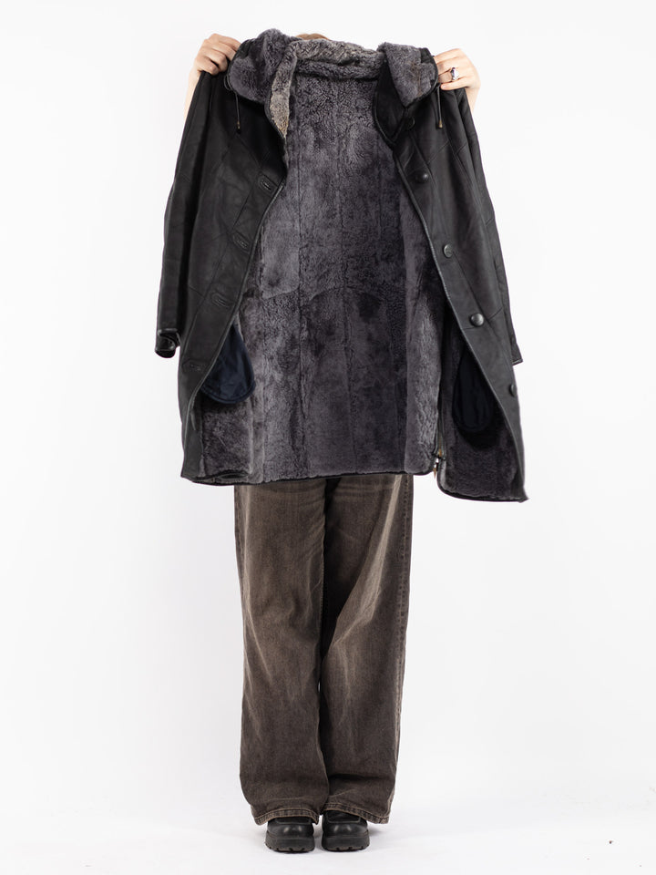 Vintage 90's Women Sheepskin Coat in Black