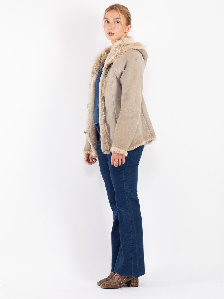 Vintage 90's Women Sheepskin Jacket in Beige