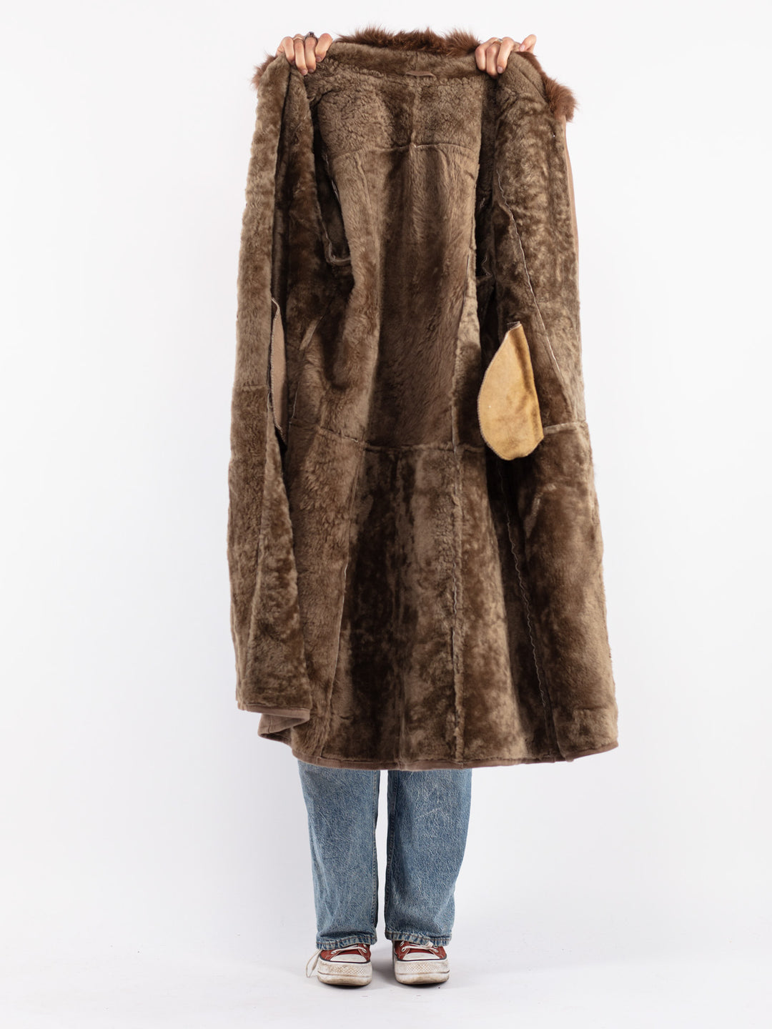 Vintage 90's Women Sheepskin Coat in Beige