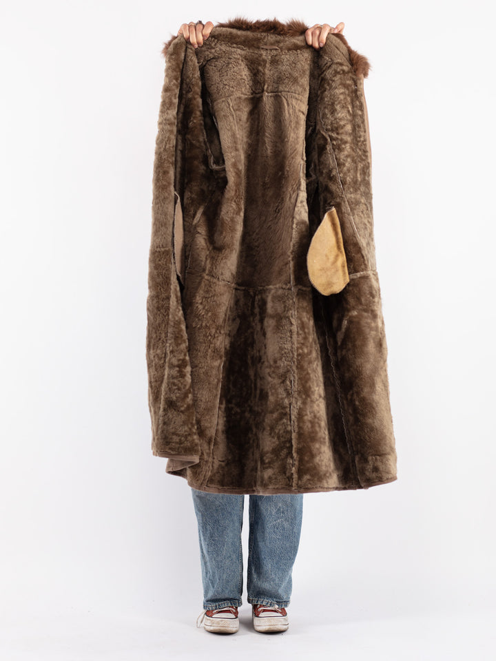 Vintage 90's Women Sheepskin Coat in Beige