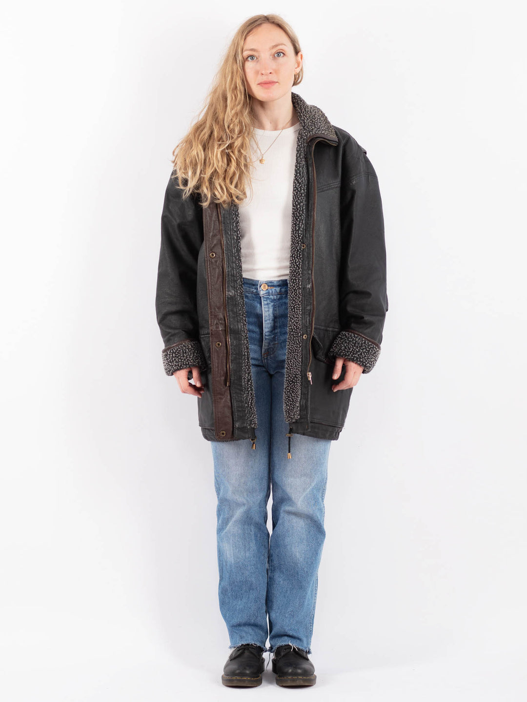 Vintage 90's Women Leather Coat in BlackV9484