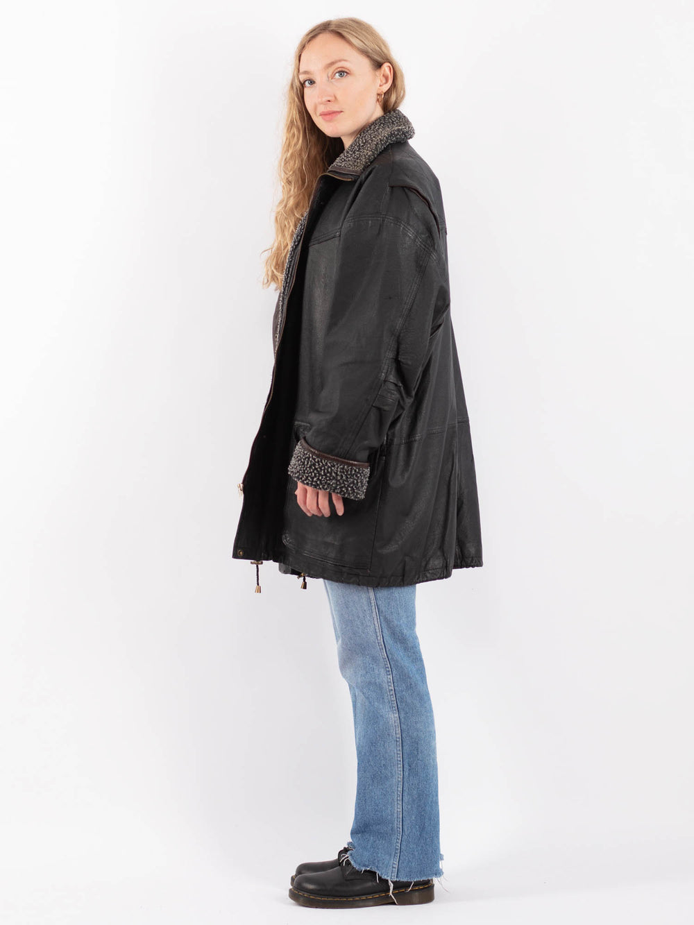 Vintage 90's Women Leather Coat in BlackV9484