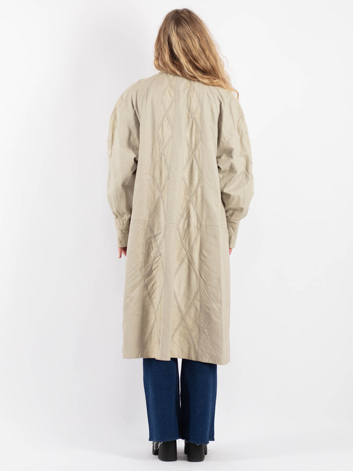 Vintage 90's Women Leather Coat in BeigeV9161