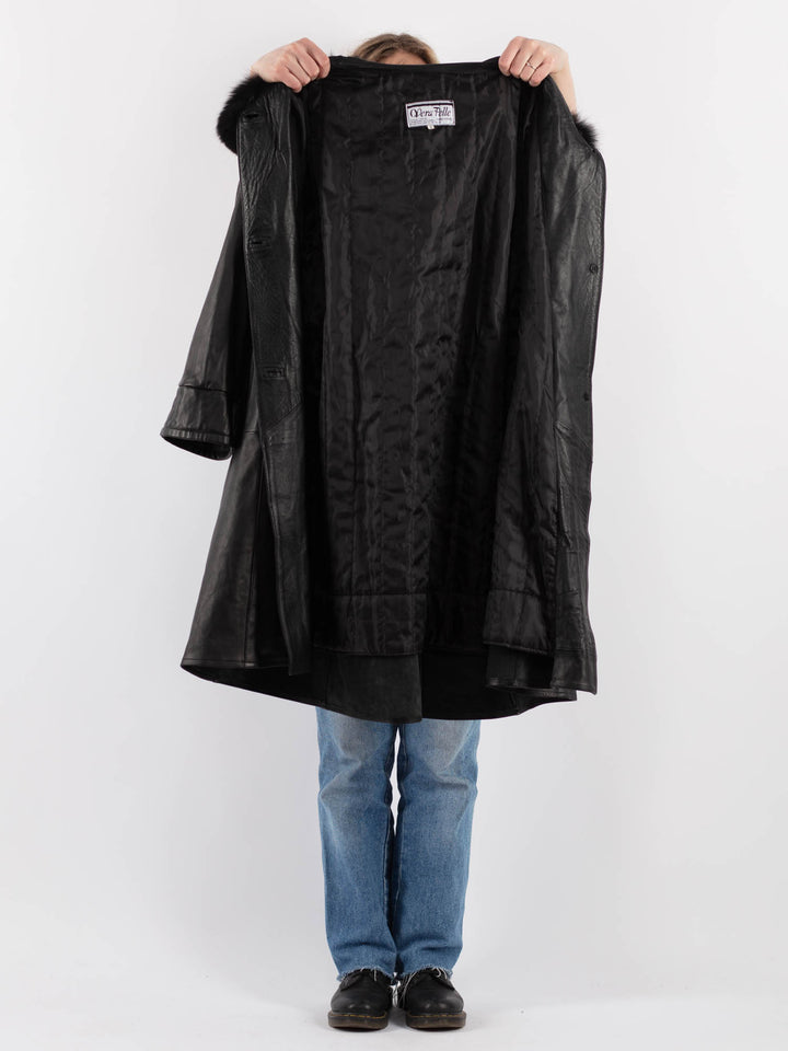 Vintage 90's Women Leather Coat in BlackV9291