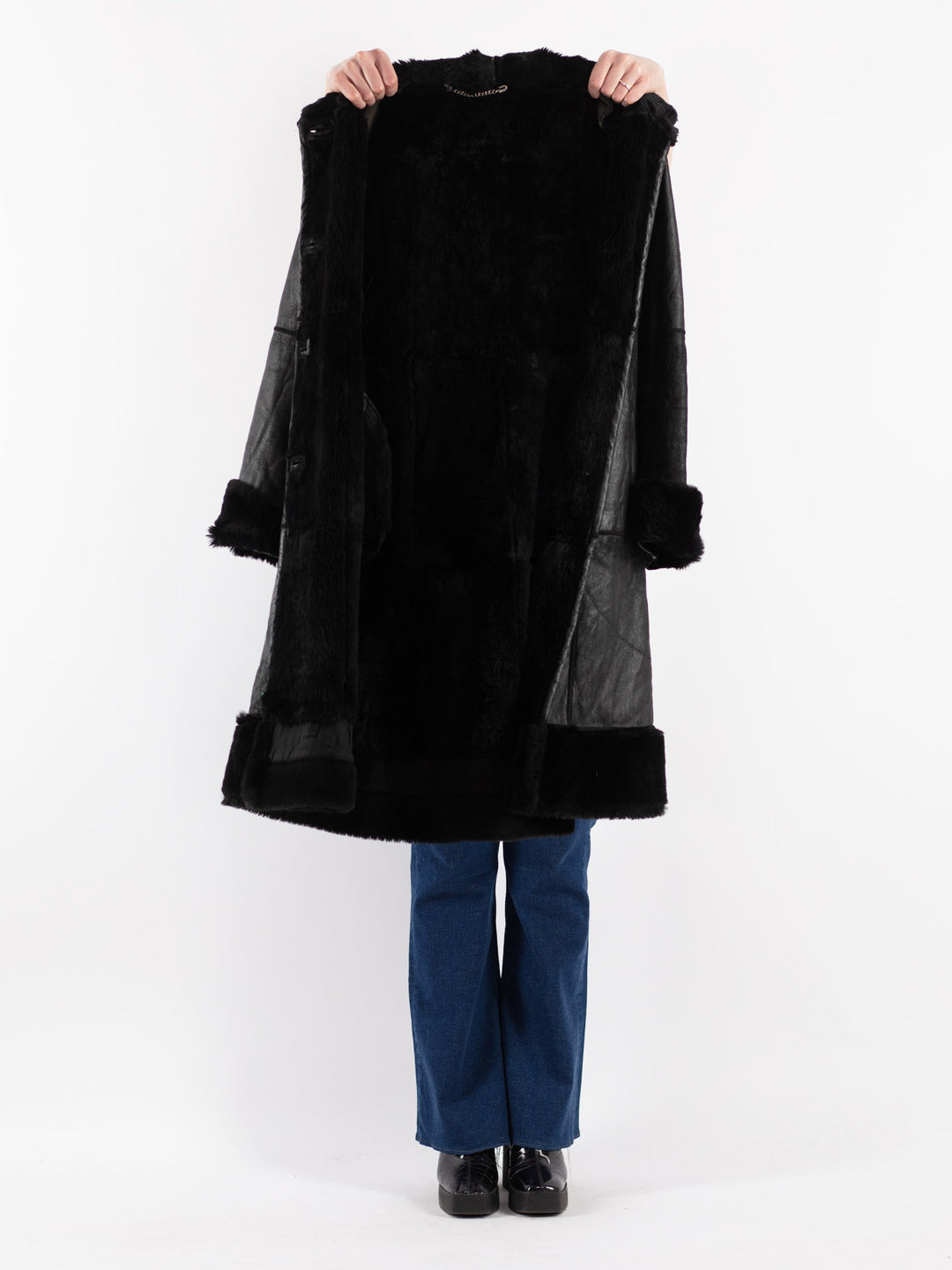 Vintage 90's Women Leather Coat in Black