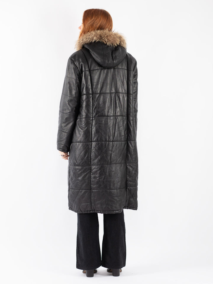 Vintage 90's Women Leather Coat in Black