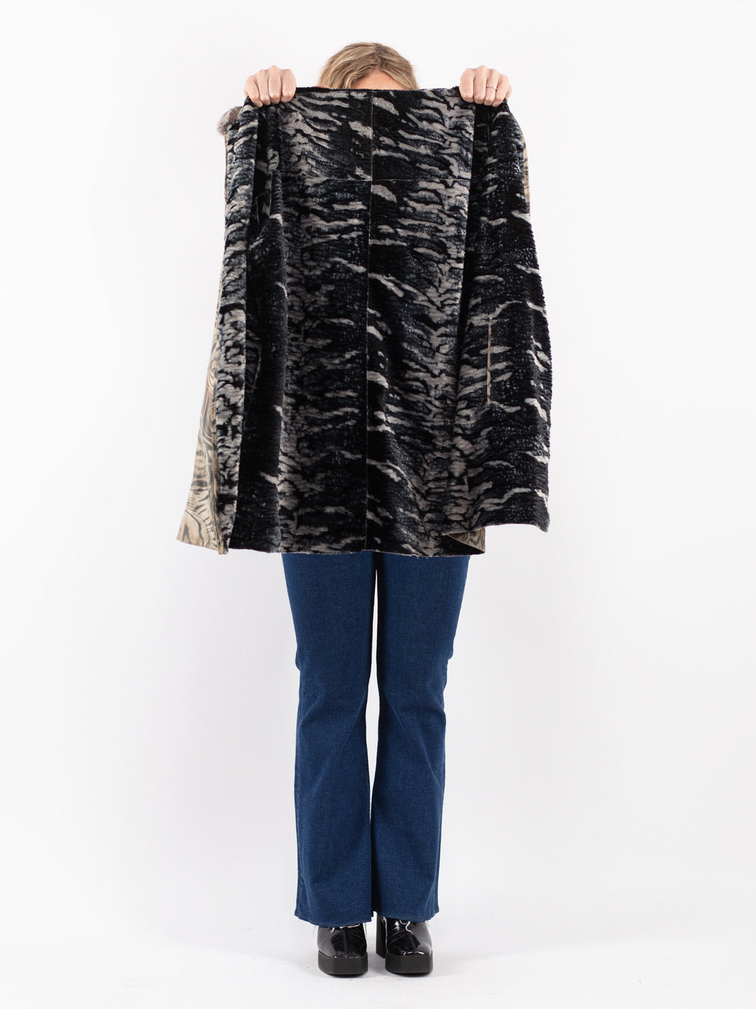 Vintage 90's Women Sherpa Coat in Multi