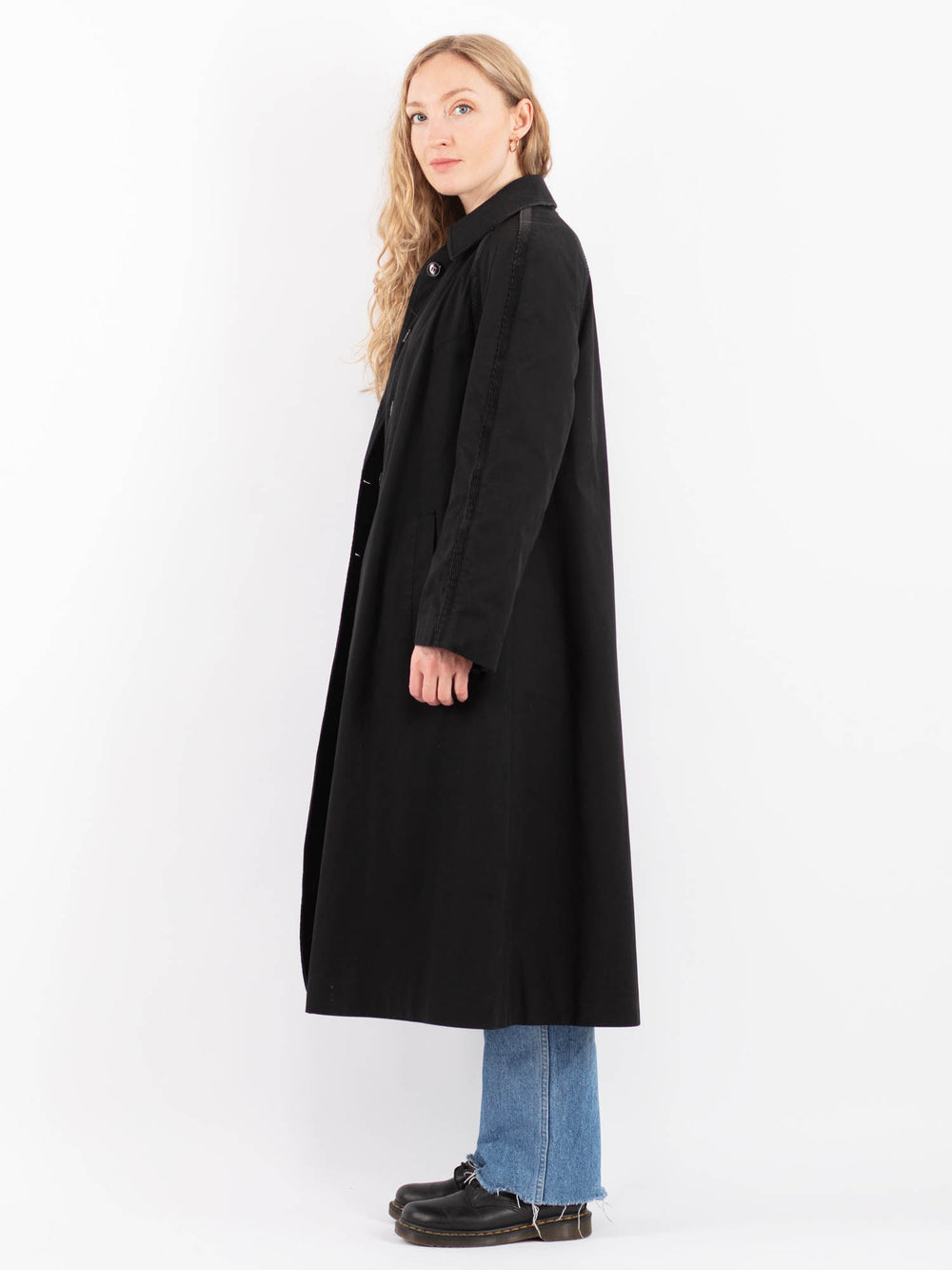 Vintage 90's Women Mac Coat in BlackV9451
