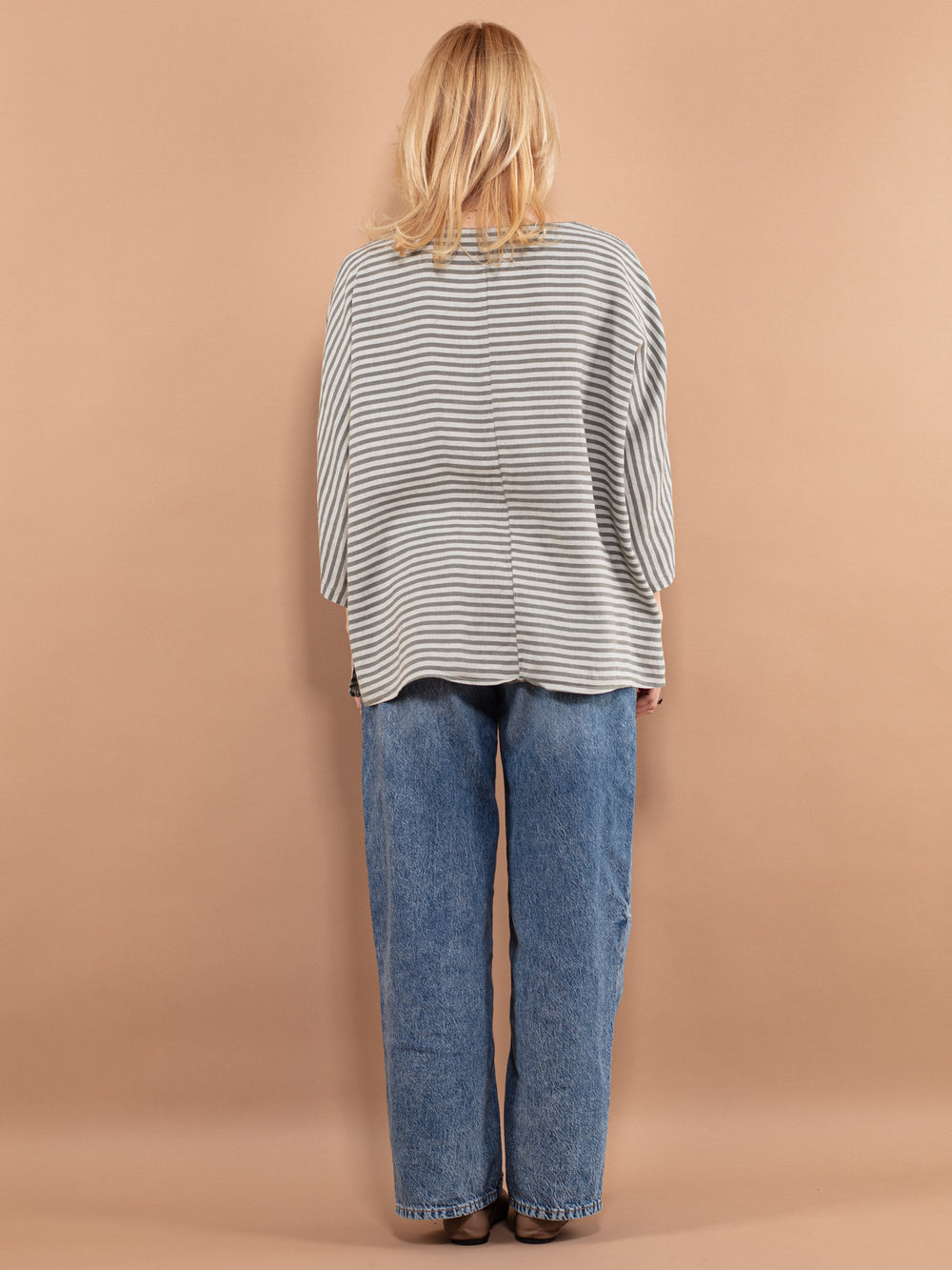Vintage 90's Women Oversized Linen Shirt in Gray - NorthernGrip