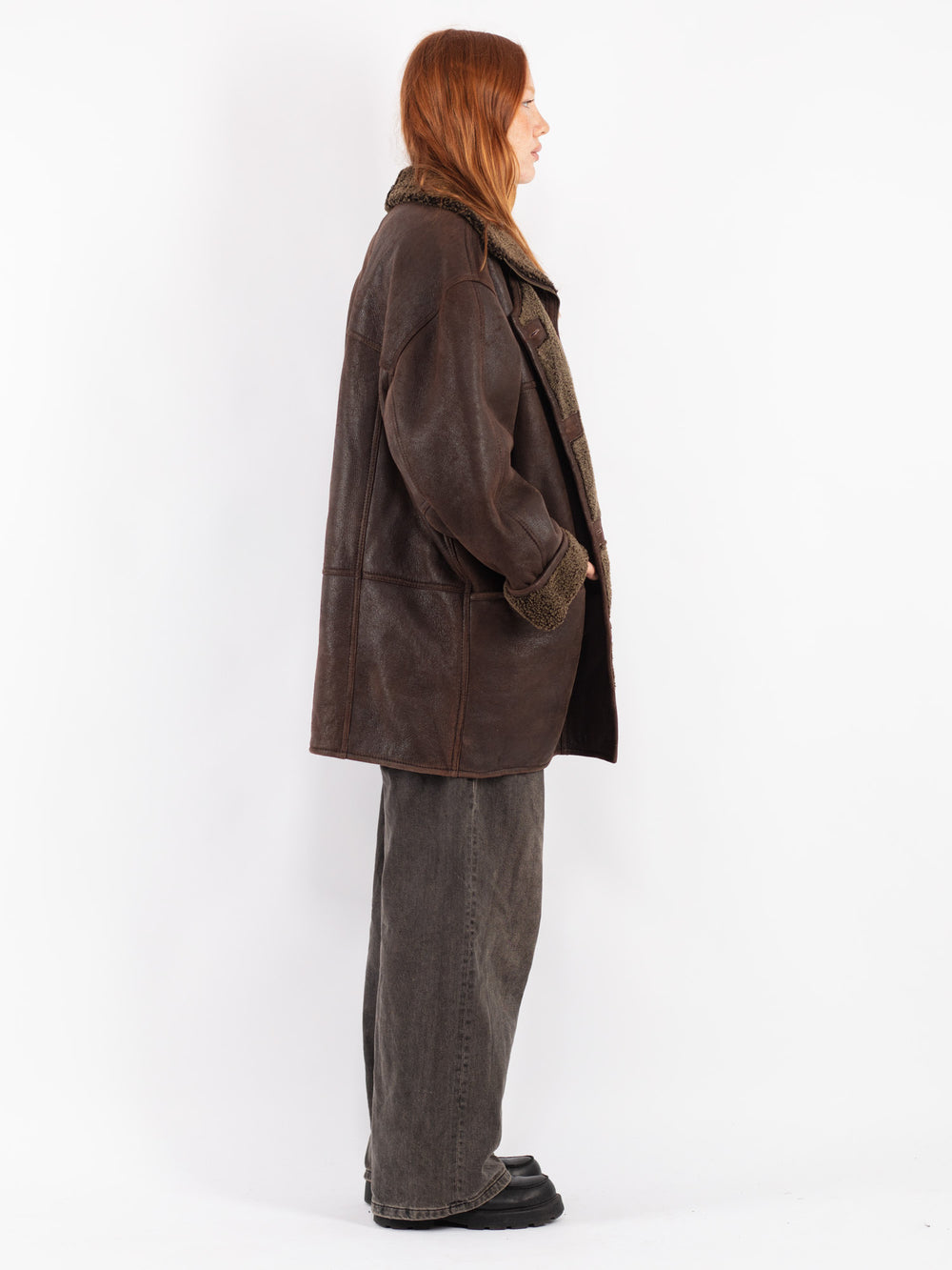 Vintage 90's Women Sheepskin Coat in Brown