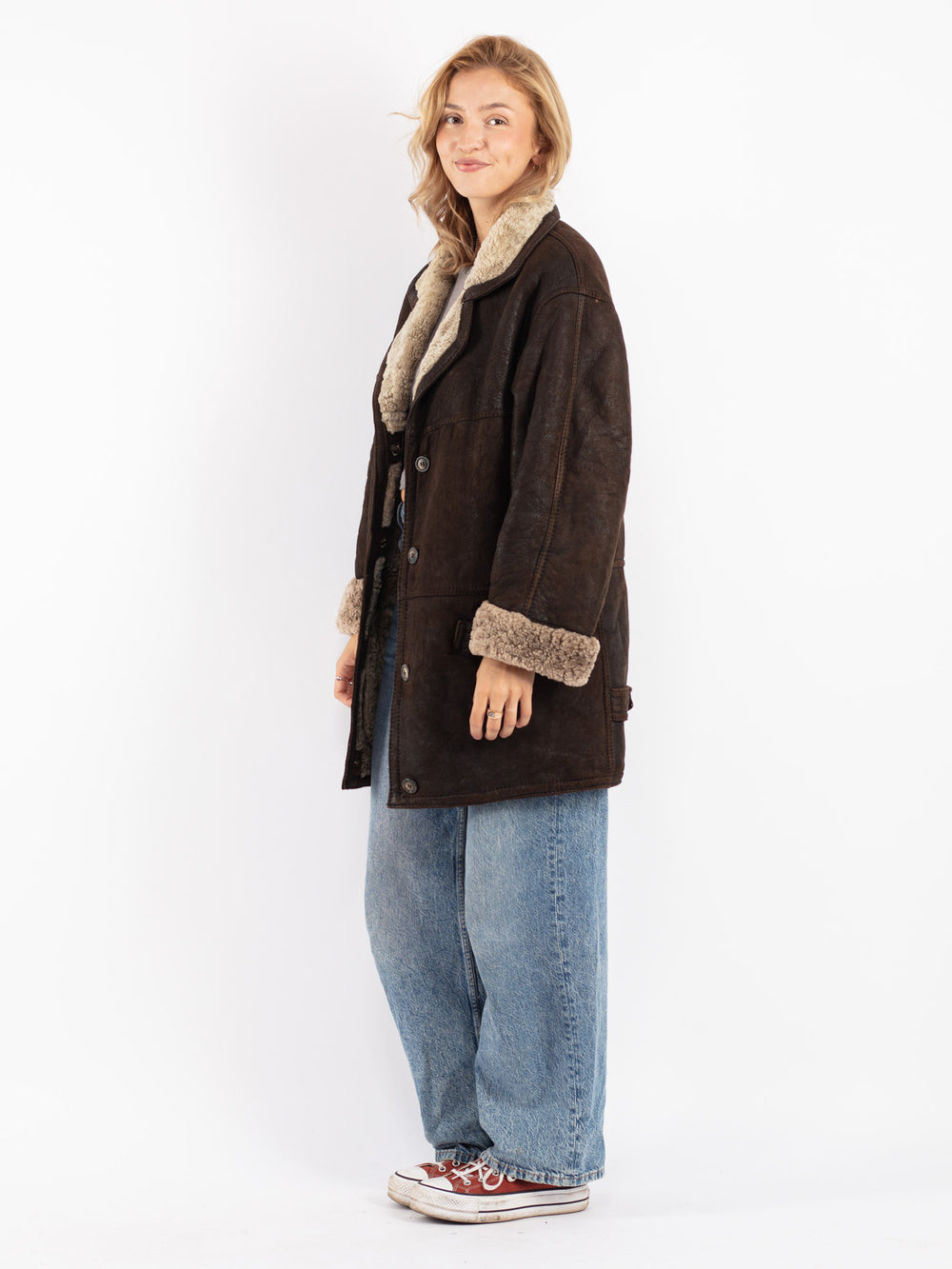 Vintage 90's Women Sheepskin Coat in Brown