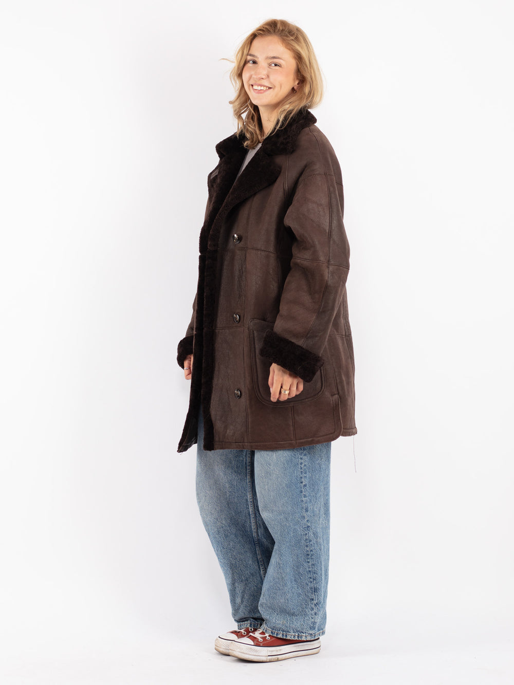 Vintage 90's Women Sheepskin Coat in Brown