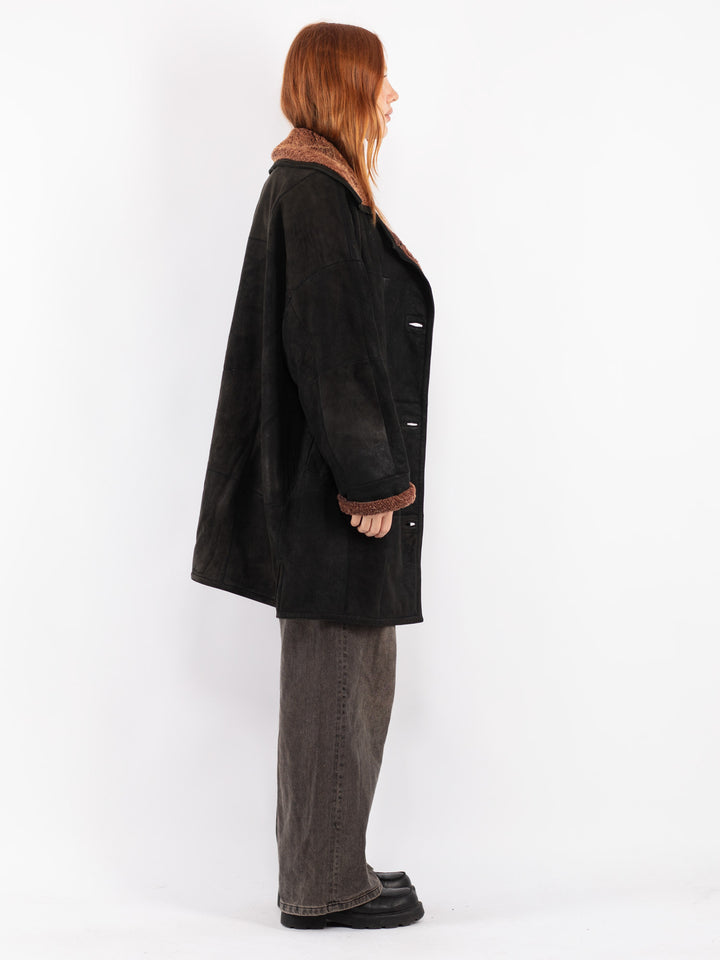Vintage 90's Women Sheepskin Coat in Black