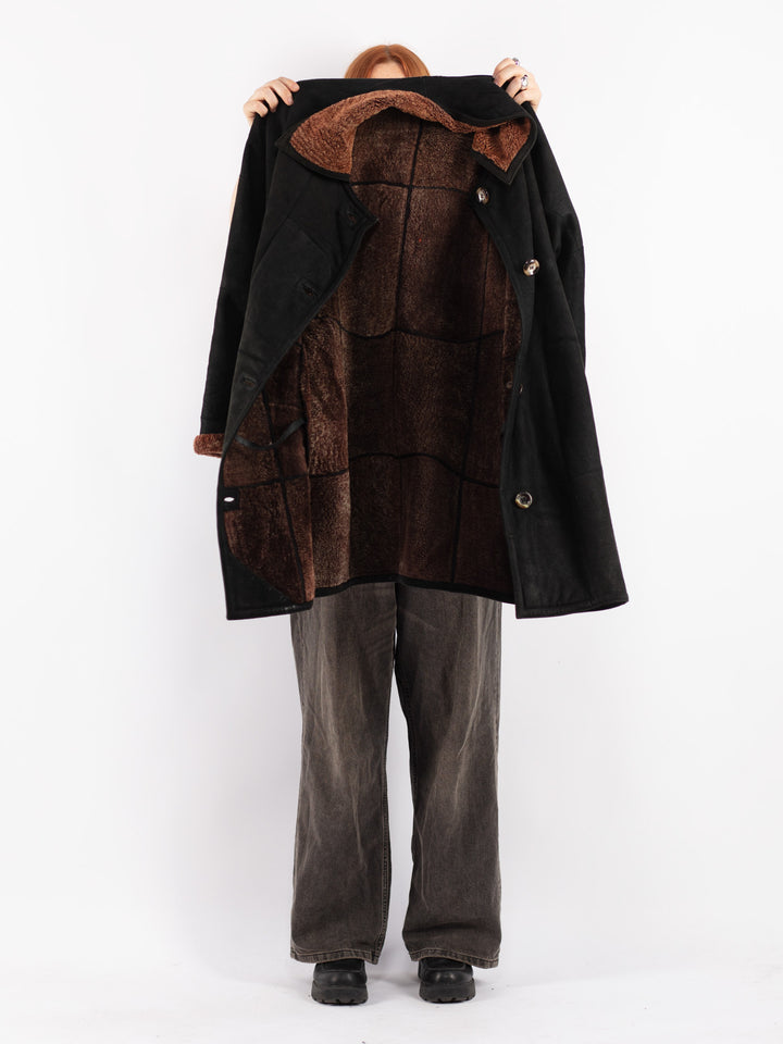 Vintage 90's Women Sheepskin Coat in Black