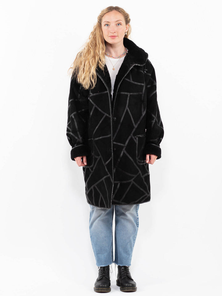 Vintage 90's Women Sheepskin Coat in BlackA0240