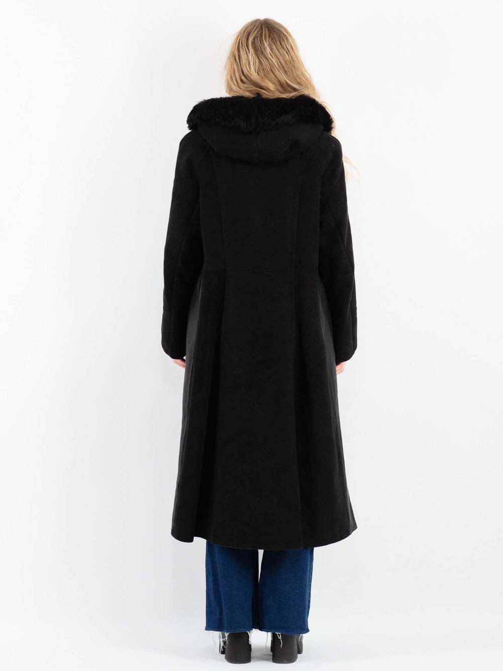 Vintage 90's Women Sheepskin Coat in BlackV9842