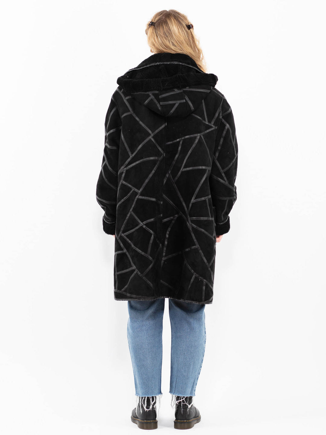 Vintage 90's Women Sheepskin Coat in BlackA0240
