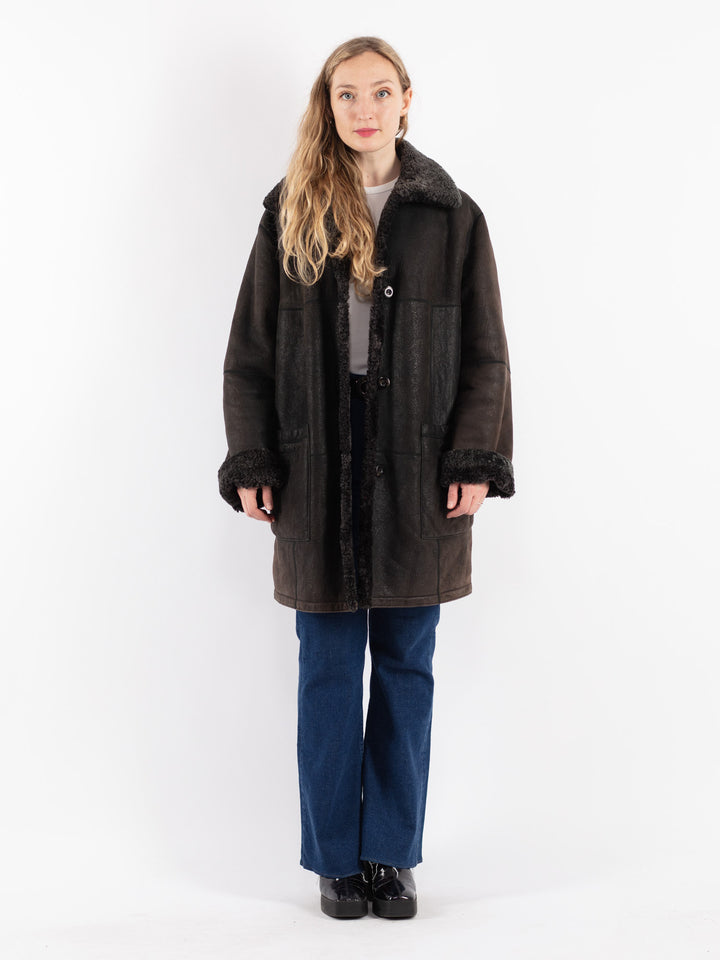 Vintage 90's Women Sheepskin Coat in Brown