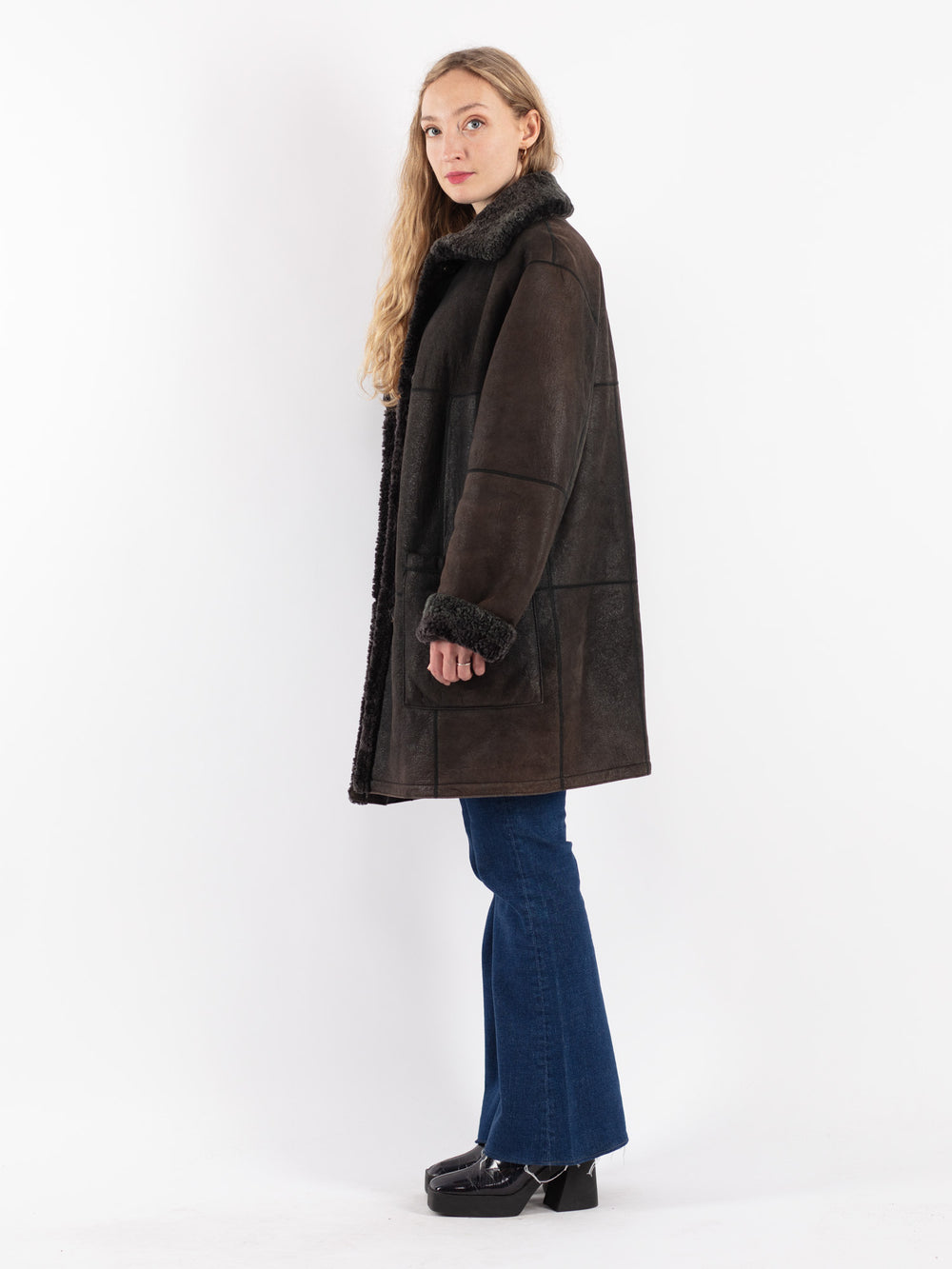 Vintage 90's Women Sheepskin Coat in Brown