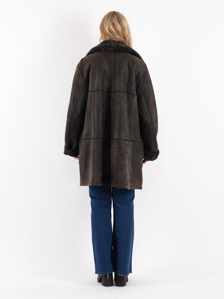 Vintage 90's Women Sheepskin Coat in Brown
