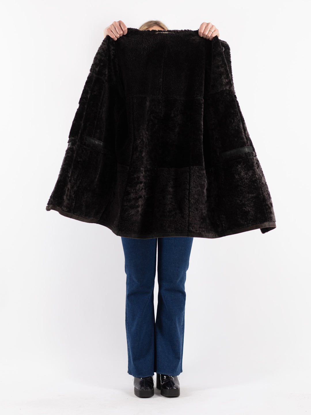 Vintage 90's Women Sheepskin Coat in Brown