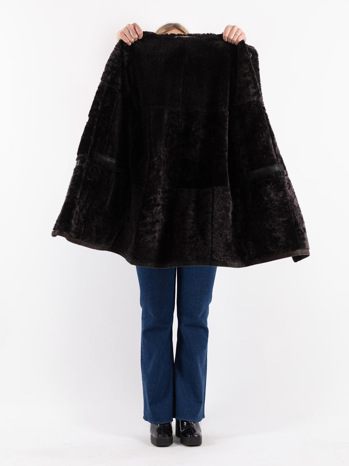 Vintage 90's Women Sheepskin Coat in Brown