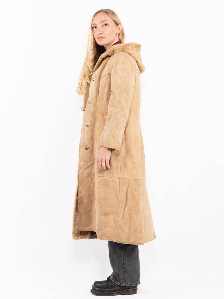 Vintage 90's Women Sheepskin Coat in BeigeA0595