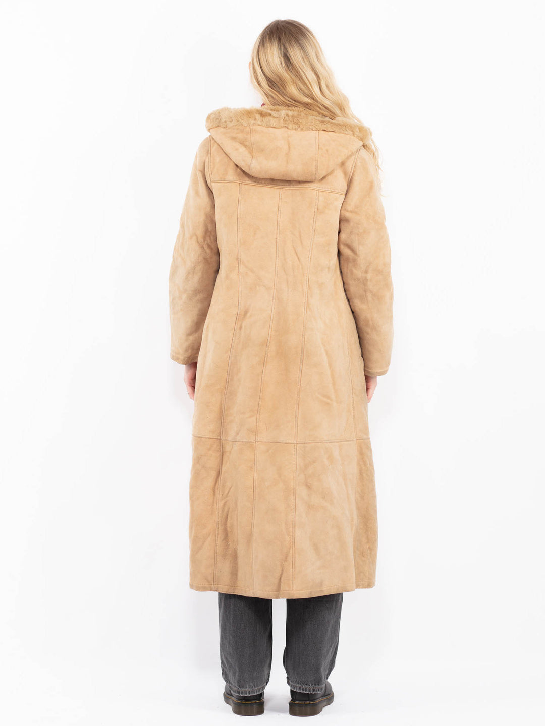 Vintage 90's Women Sheepskin Coat in BeigeA0595