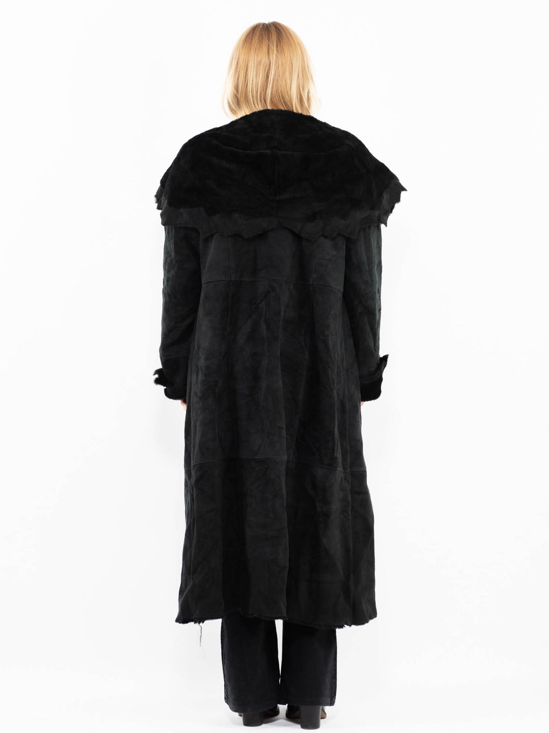 Vintage 90's Women Sheepskin Coat in BlackA0145