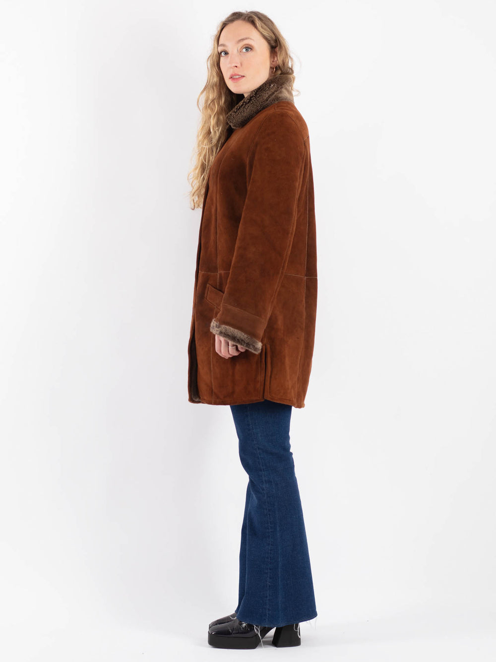 Vintage 90's Women Shearling Coat in Brown
