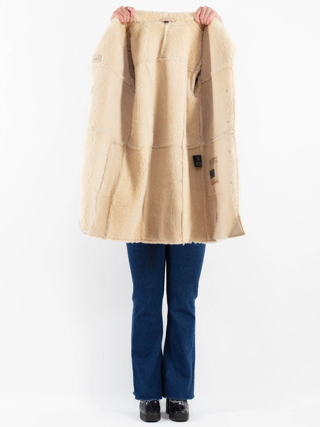 Vintage 90's Women Sheepskin Coat in BeigeV9853