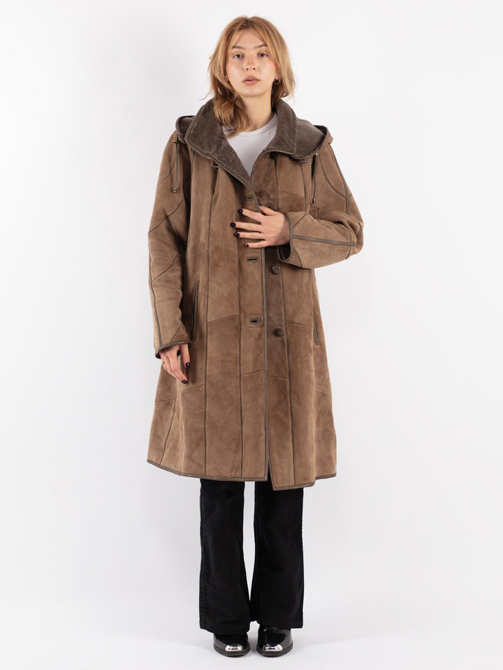 Vintage 90's Women Sheepskin Coat in Beige
