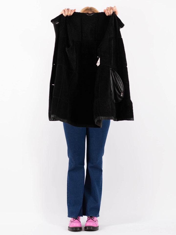 Vintage 00's Women Sheepskin Coat in BlackV9545