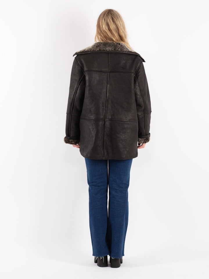 Vintage 90's Women Sheepskin Coat in Brown