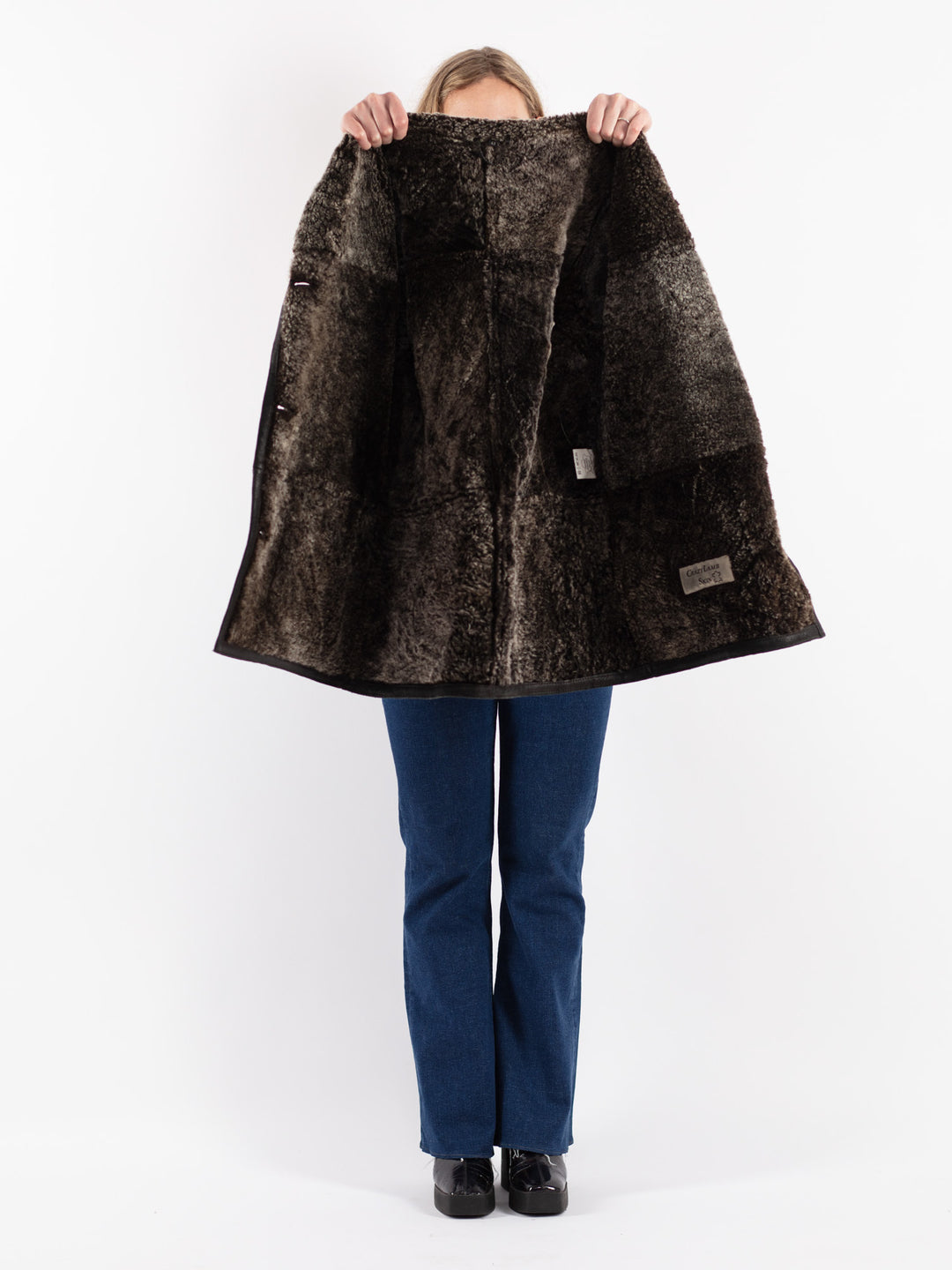 Vintage 90's Women Sheepskin Coat in Brown