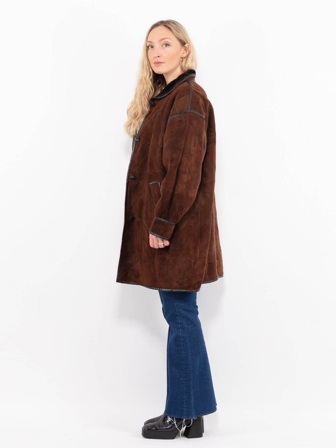 Vintage 90's Women Sheepskin Coat in BrownA0987