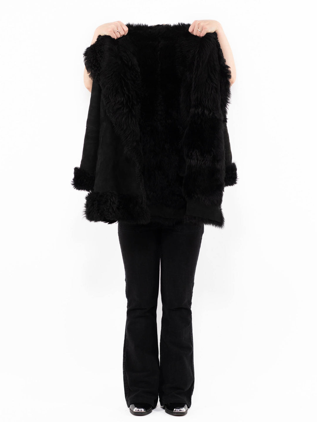 Vintage 90's Women Sheepskin Coat in BlackA0885