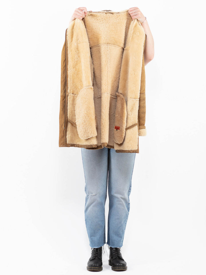 Vintage 90's Women Sheepskin Coat in BeigeA0258
