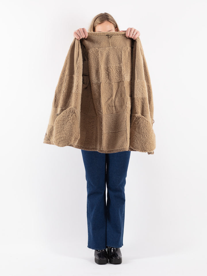 Vintage 90's Women Sheepskin Coat in Beige