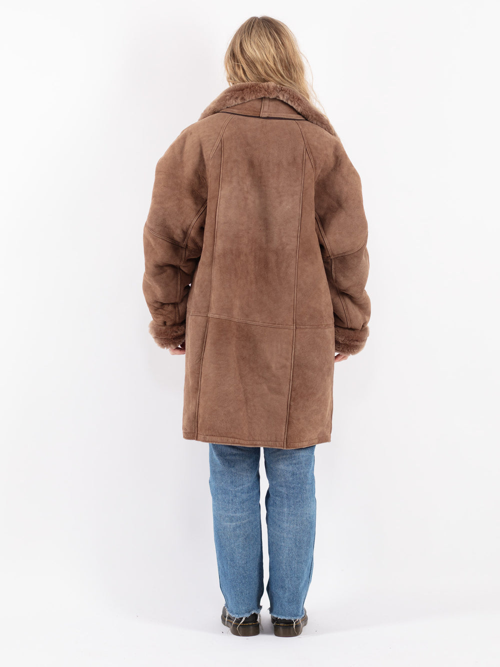 Vintage 90's Women Sheepskin Coat in Beige