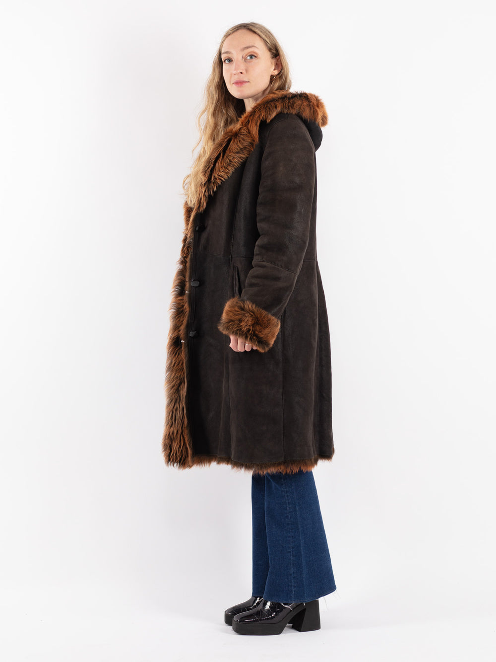 Vintage 90's Women Sheepskin Coat in Black