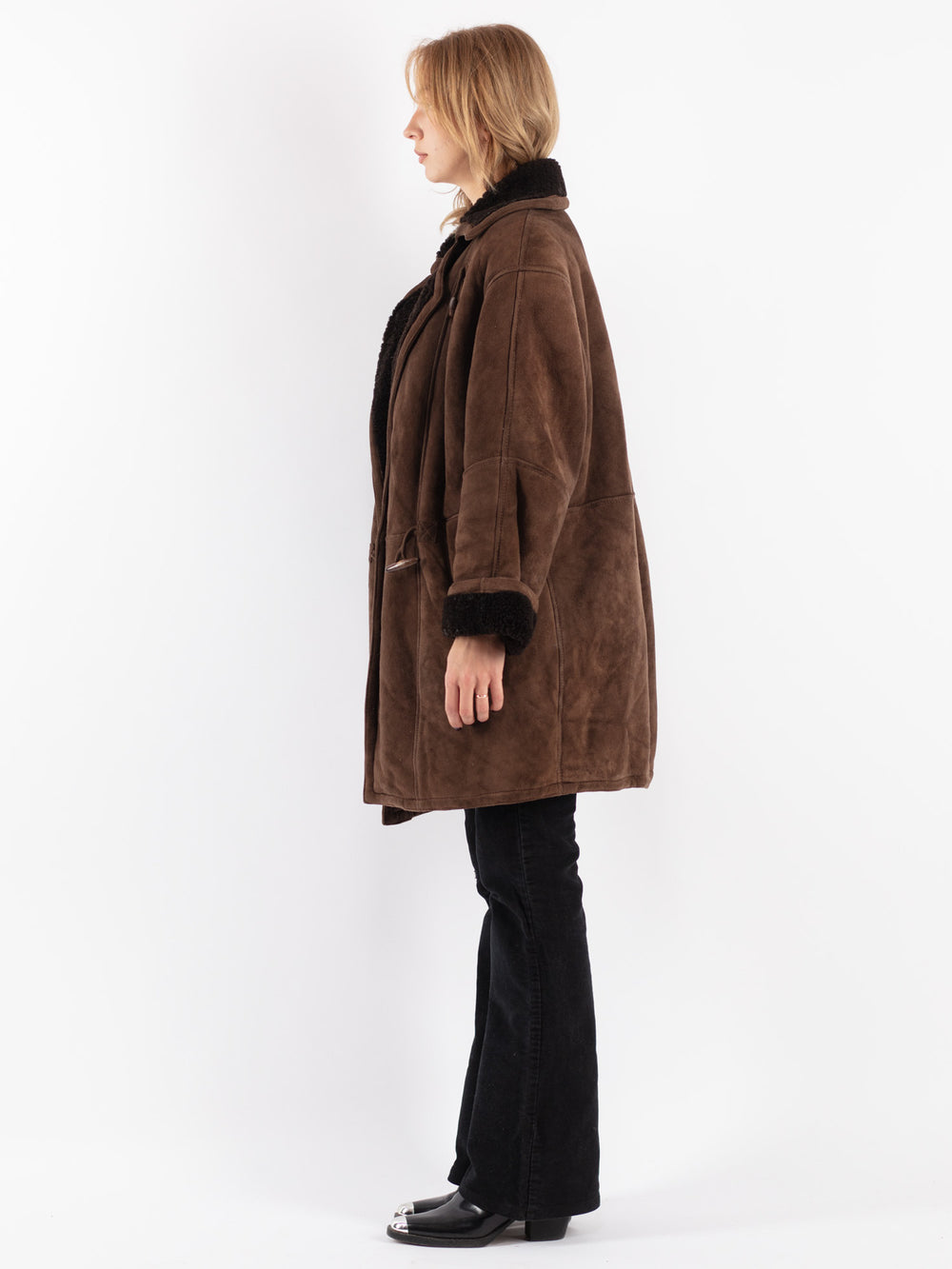 Vintage 90's Women Sheepskin Coat in Brown