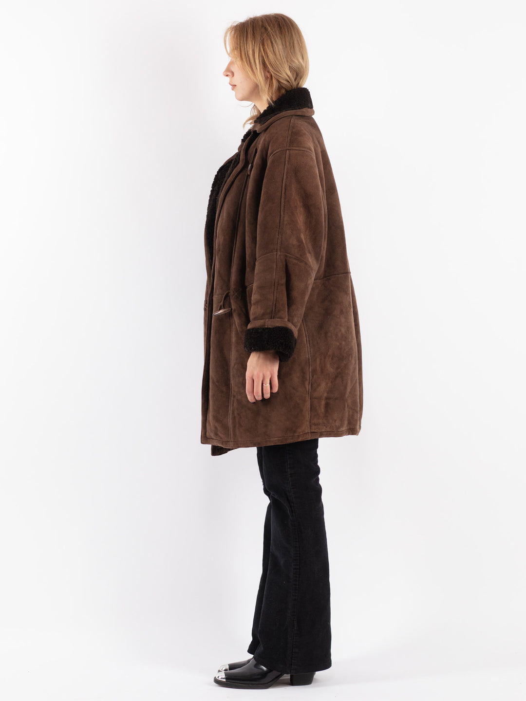 Vintage 90's Women Sheepskin Coat in Brown